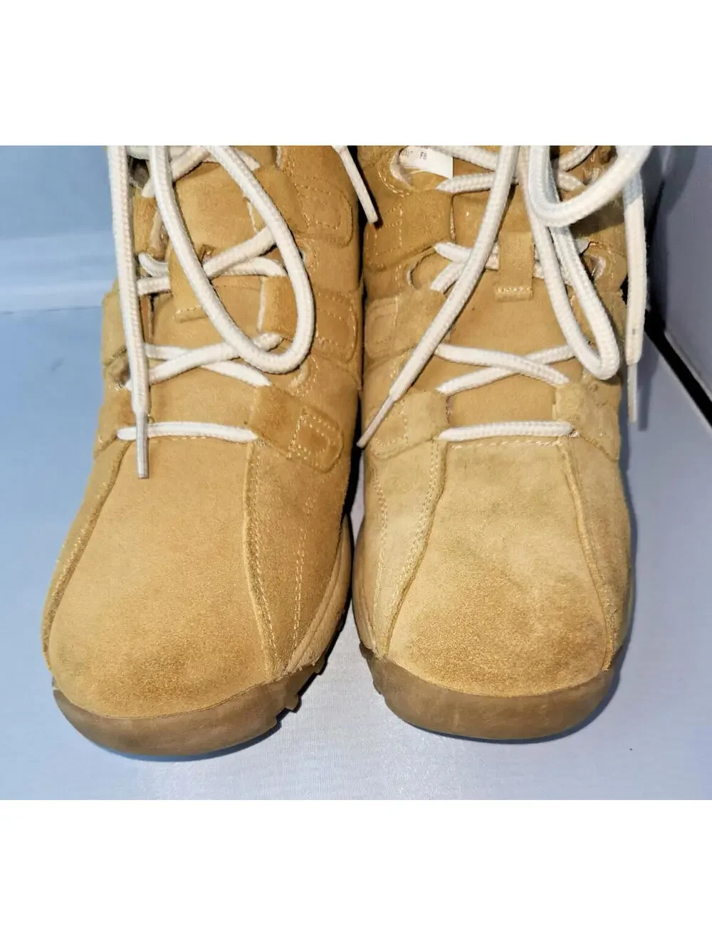 Dr. Scholls Women's Winter Boots with Sherpa Lining Tan Suede Size 10